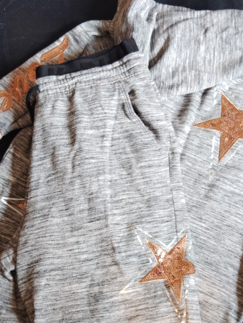 PINK Victoria's Secret Gray Jogger Set with Rose-Gold Star Accents S NEW - Picture 6 of 9